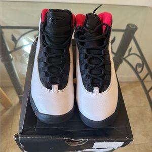 Air Jordan Retro 10 Chicago